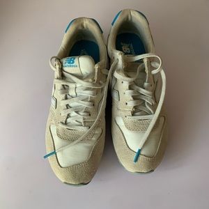 New Balances 574 - Blue & White Used